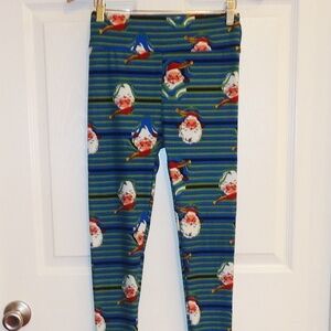 💥SALE💥 LULAROE OS 12/22 SANTA CHRISTMAS LEGGINGS